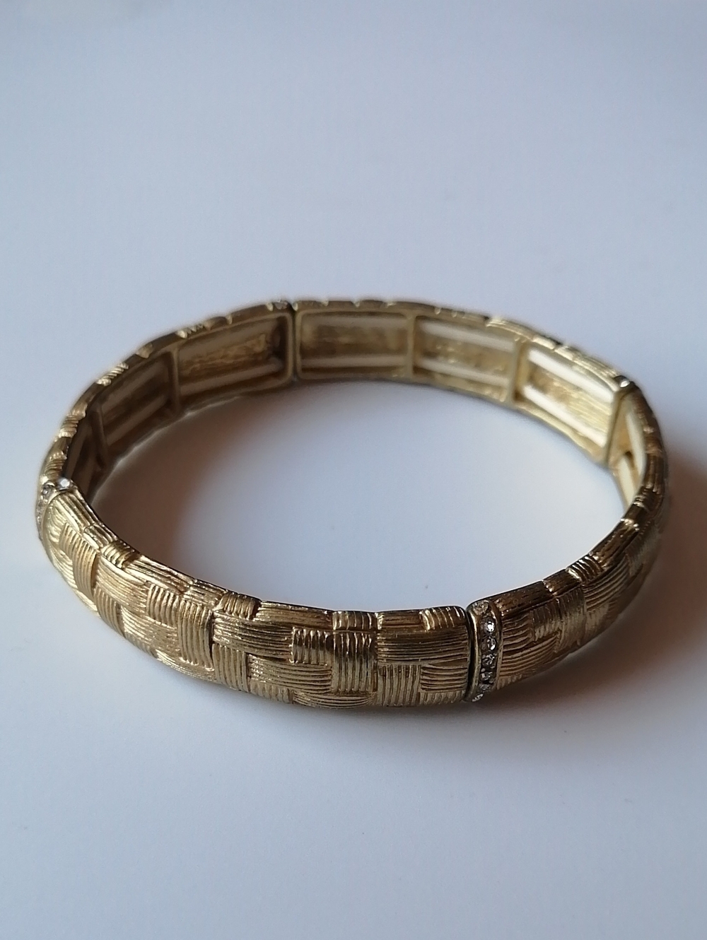 Vintage 1980s Goldtone Stretch Bracelet Textured Basketwave Rhinestone Accents